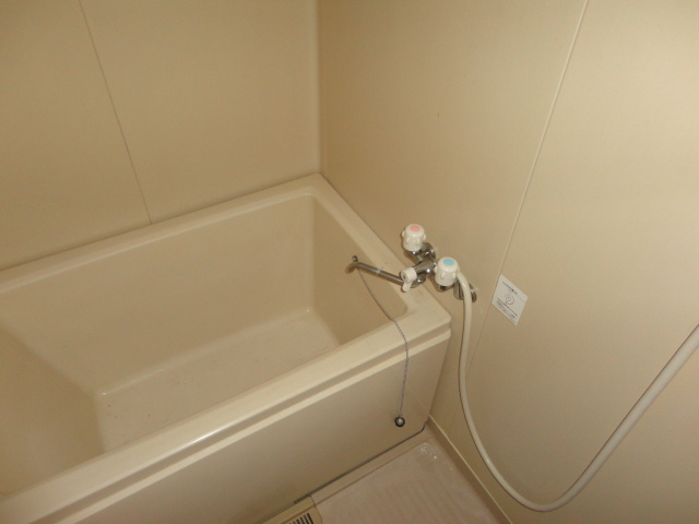 ハイツアノンの浴室