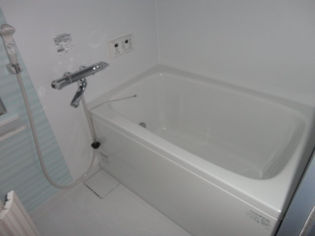 ヤマセン2番館の浴室