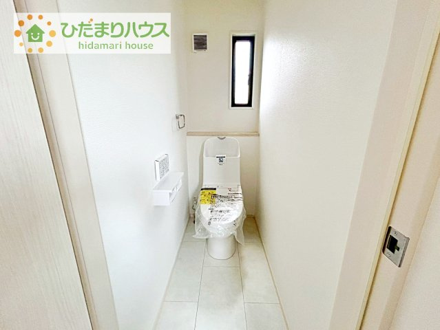 【トイレ】 | つくばみらい市筒戸　新築戸建　No.2 | 温水洗浄便座ついてます(^^♪
