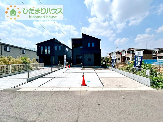 【駐車場】 | つくばみらい市筒戸　新築戸建　No.2 | マイホームなら駐車場代がかかりません！しかも、自宅の駐車場で洗車ができます！今までコイン洗車に行っていた手間も省けて、節約にもつながります(^^♪