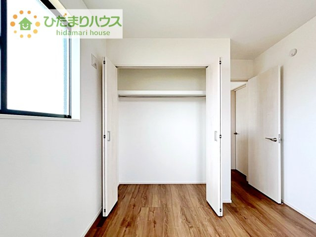【収納】 | つくばみらい市筒戸　新築戸建　No.2 | ハンガーパイプ付でお洋服の出し入れもラクラクです！