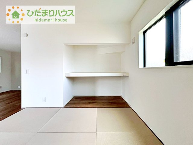 【収納】 | つくばみらい市筒戸　新築戸建　No.2 | 和室の収納は横開きクローゼット！
しまった物の出し入れも楽々です(^^)