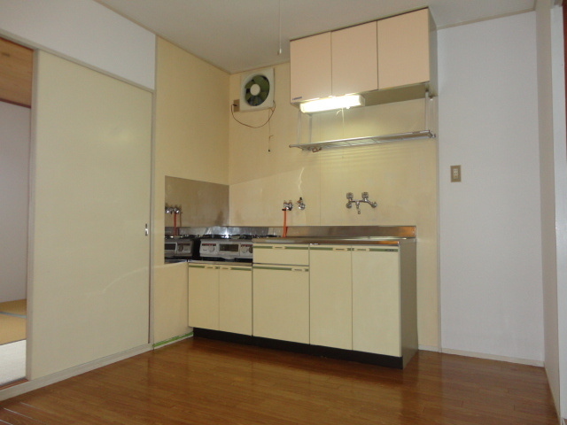 舟戸ハイツのキッチン
