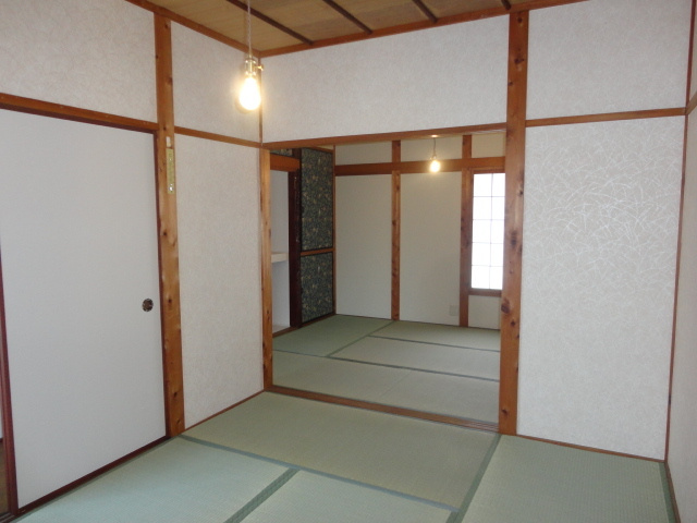 生駒郡斑鳩町龍田３丁目の一戸建ての寝室