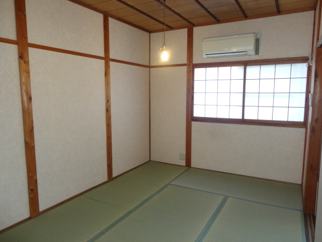 生駒郡斑鳩町龍田３丁目の一戸建ての寝室