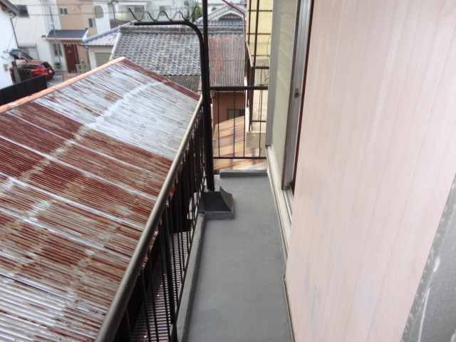 生駒郡斑鳩町龍田３丁目の一戸建てのバルコニー