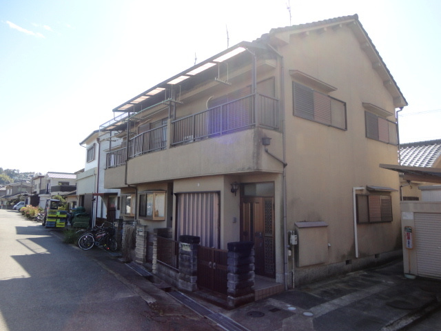 リバーサイド舟戸の外観