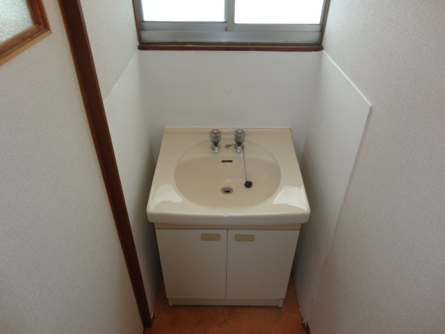 池上荘の洗面所