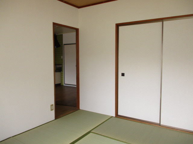 舟戸ハイツの寝室