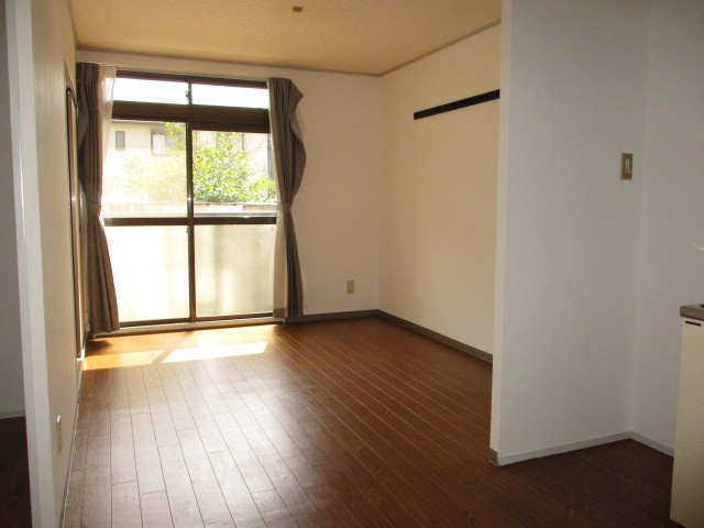 舟戸ハイツの居間・リビング