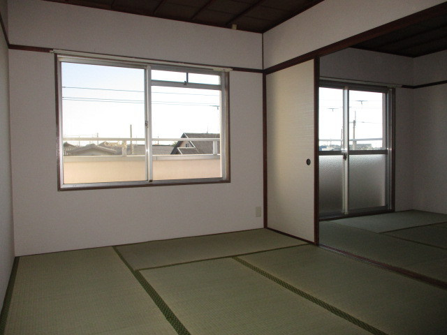 松井マンションの寝室