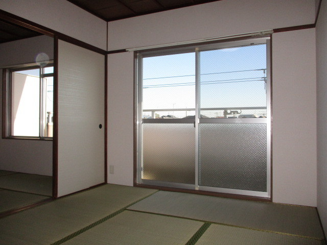 松井マンションの寝室