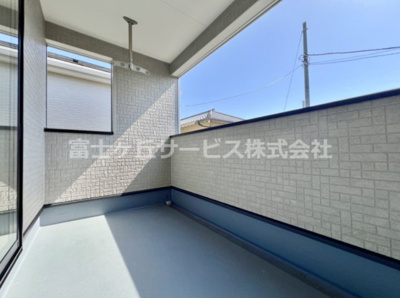 【バルコニー】 | 沼津市沢田町 新築一戸建て 2号棟 | 落ち着いた時間を過ごせるバルコニーです