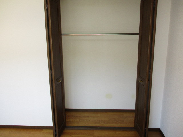 生駒郡三郷町立野南３丁目の一戸建ての収納