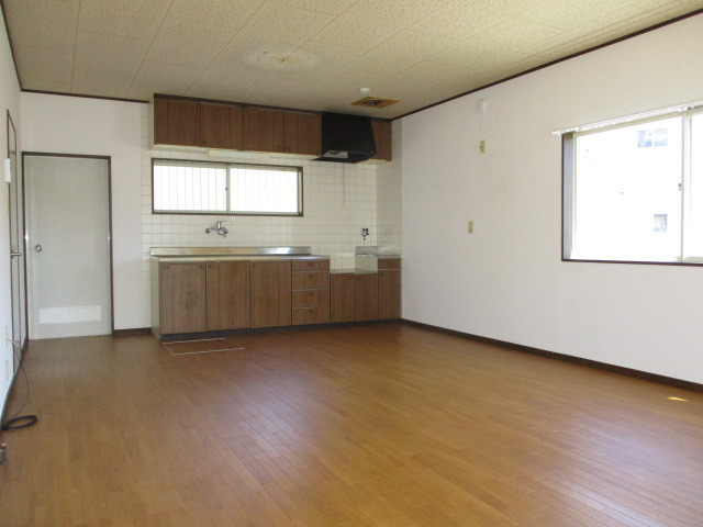 生駒郡三郷町立野南３丁目の一戸建ての居間・リビング