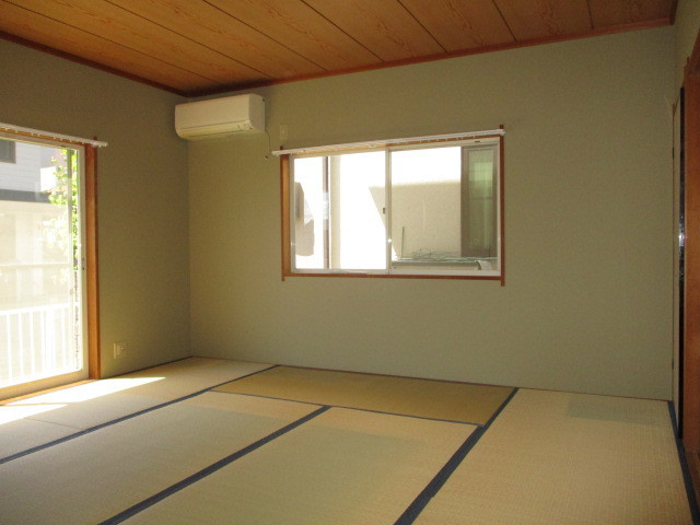 生駒郡三郷町立野南３丁目の一戸建ての居間・リビング