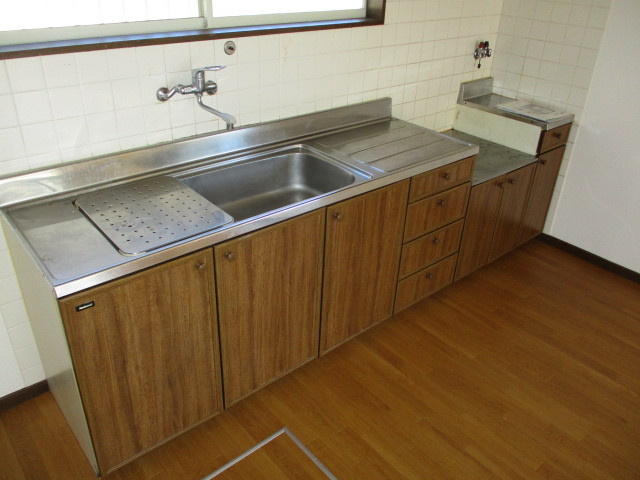 生駒郡三郷町立野南３丁目の一戸建てのキッチン