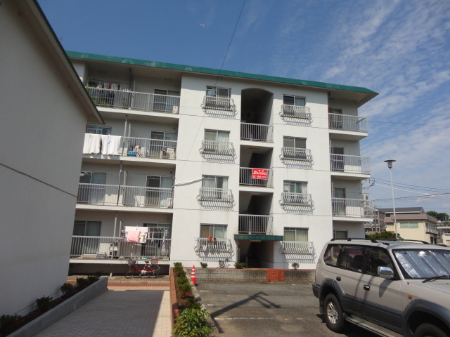 シャトーケンジの外観