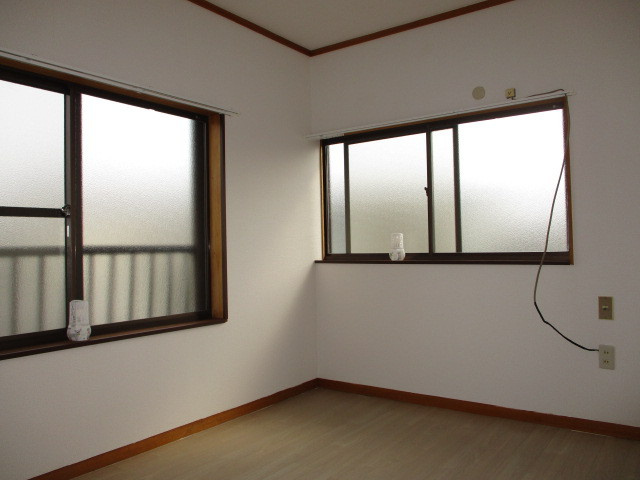 大和郡山市九条町の一戸建ての寝室