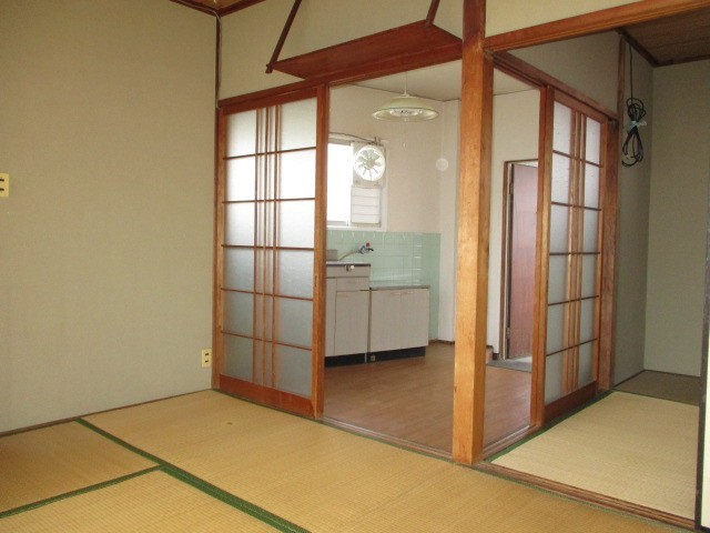 太子ビルの寝室
