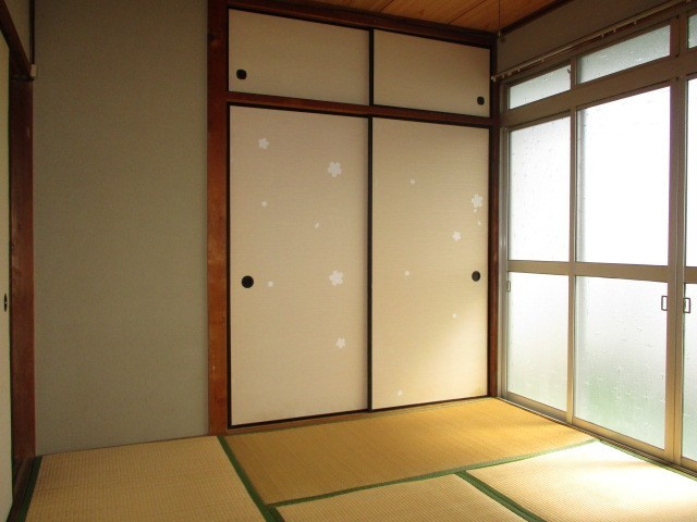 太子ビルの寝室