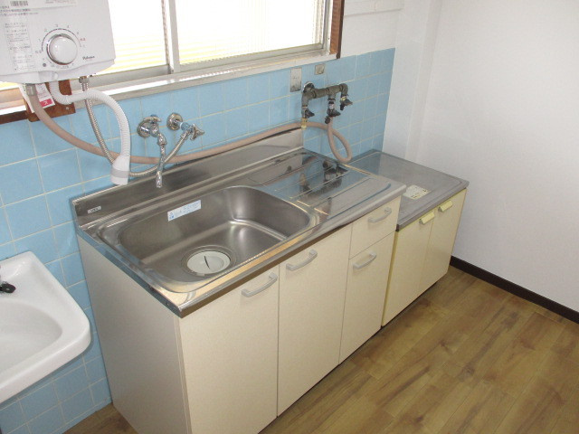 松井マンション2号棟のキッチン