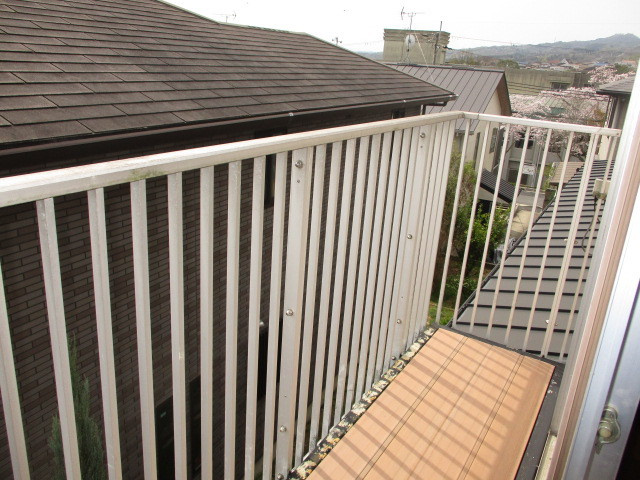 生駒郡平群町緑ケ丘５丁目の一戸建てのバルコニー