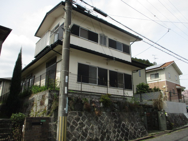 生駒郡平群町緑ケ丘５丁目の一戸建て