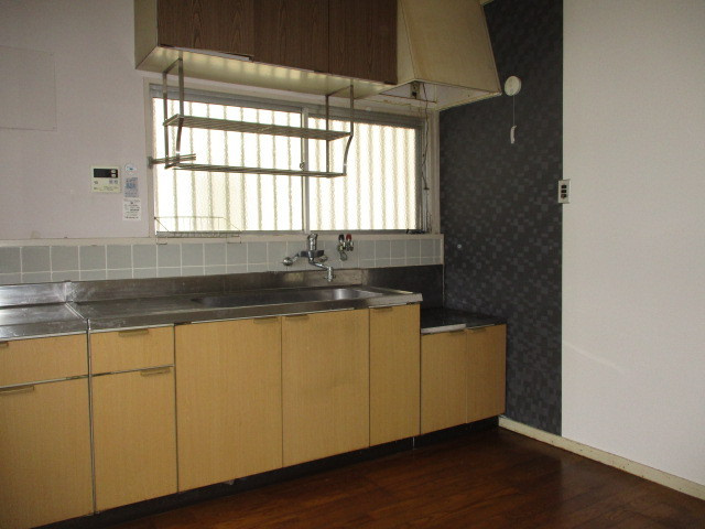 生駒郡平群町緑ケ丘５丁目の一戸建てのキッチン