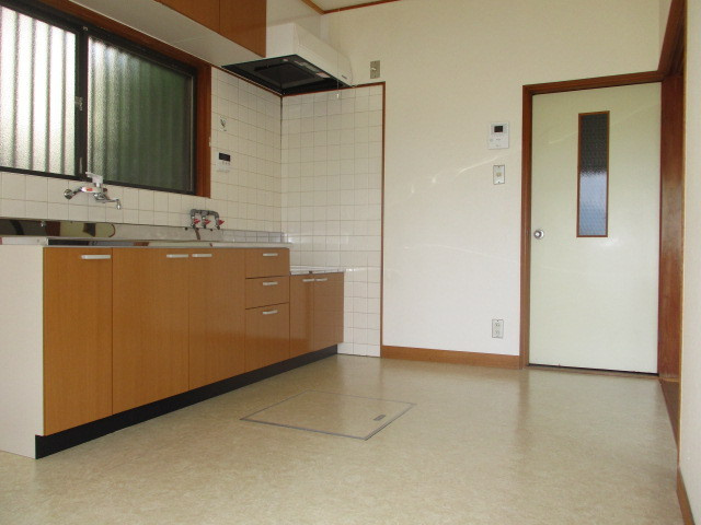 北葛城郡王寺町畠田３丁目の一戸建ての居間・リビング