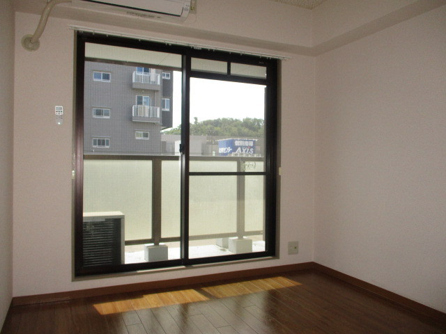 北葛城郡王寺町王寺２丁目の賃貸マンションの寝室