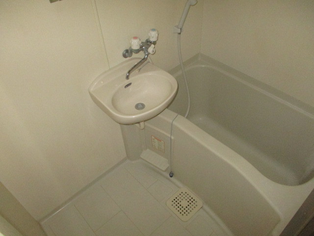 北葛城郡王寺町王寺２丁目の賃貸マンションの浴室