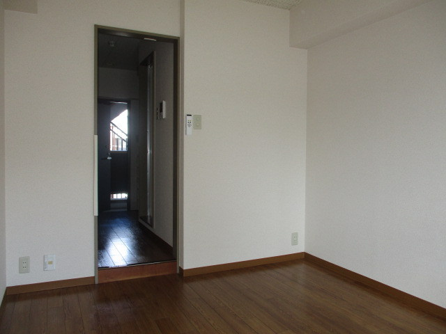 北葛城郡王寺町王寺２丁目の賃貸マンションの寝室