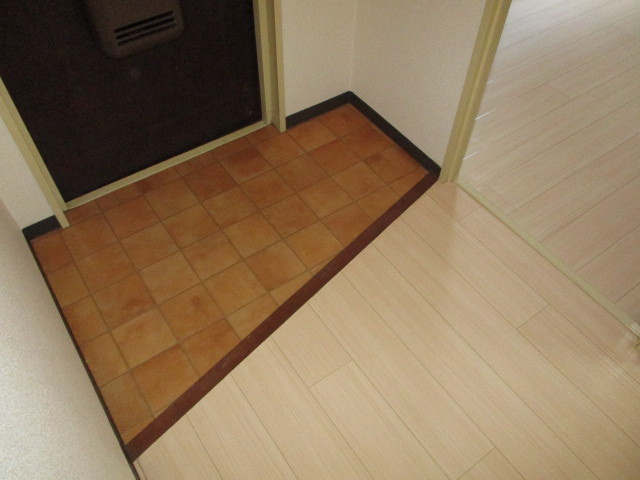 ファミール上田の玄関