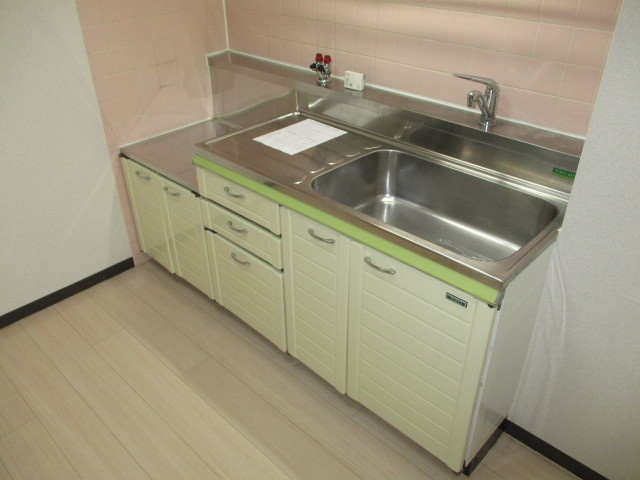 ファミール上田のキッチン