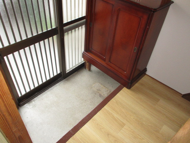 北葛城郡王寺町畠田３丁目の一戸建ての玄関