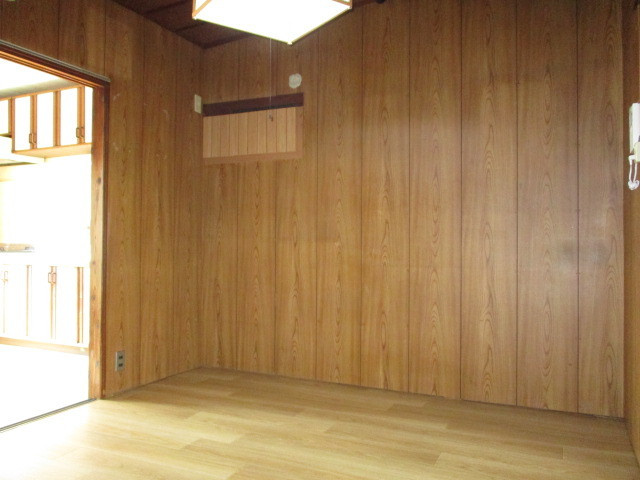 北葛城郡王寺町畠田３丁目の一戸建ての居間・リビング