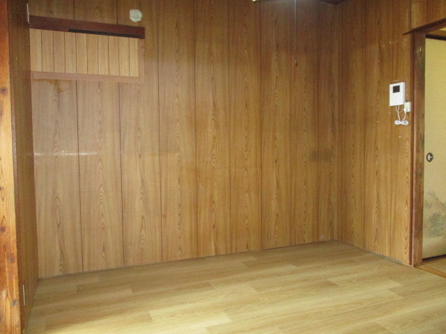 北葛城郡王寺町畠田３丁目の一戸建ての居間・リビング