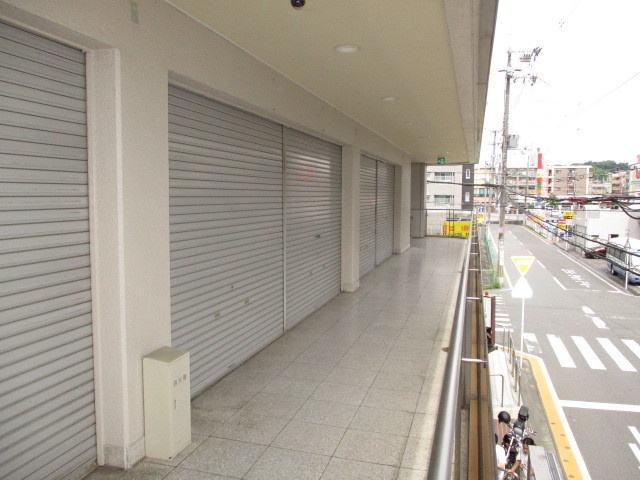 北葛城郡王寺町王寺２丁目の店舗一部のその他