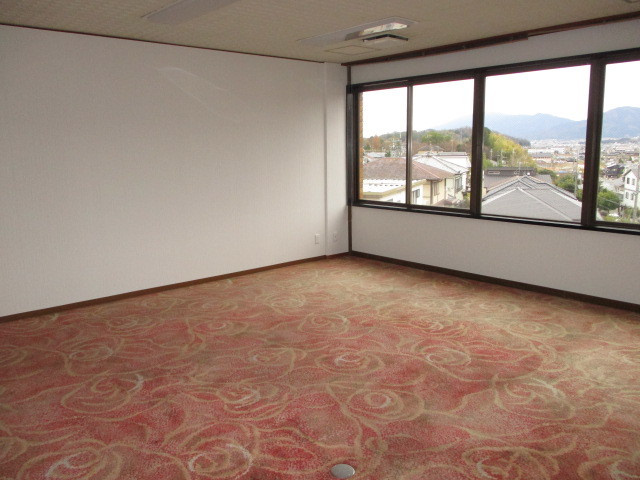 北葛城郡王寺町葛下１丁目の店舗一部の内装