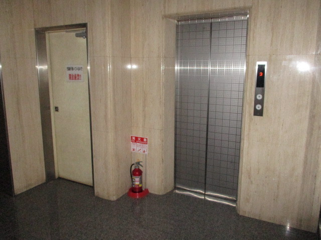 北葛城郡王寺町葛下１丁目の店舗一部のその他