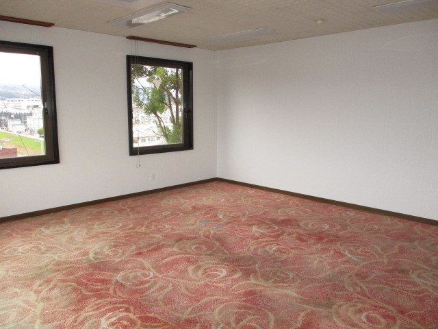 北葛城郡王寺町葛下１丁目の店舗一部の内装