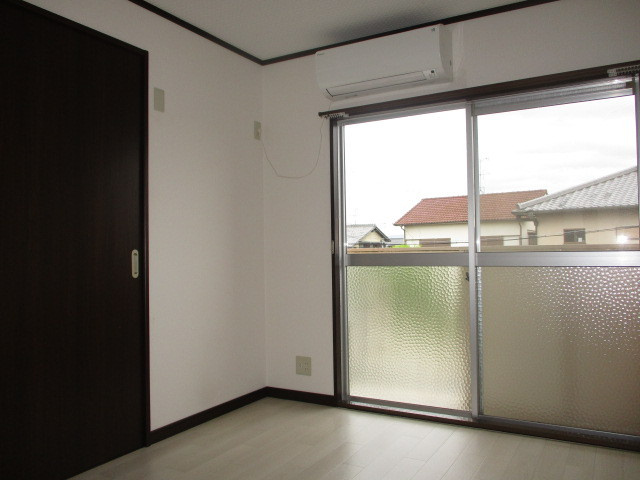 アーバン西大和6号の寝室