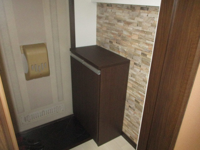 アーバン西大和6号の玄関