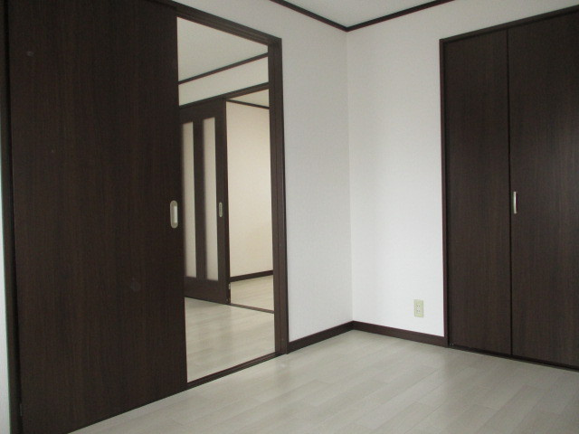 アーバン西大和6号の居間・リビング