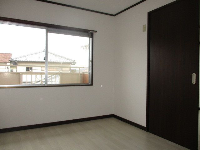 アーバン西大和6号の寝室