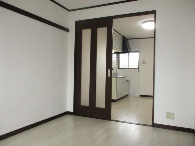 アーバン西大和6号の居間・リビング