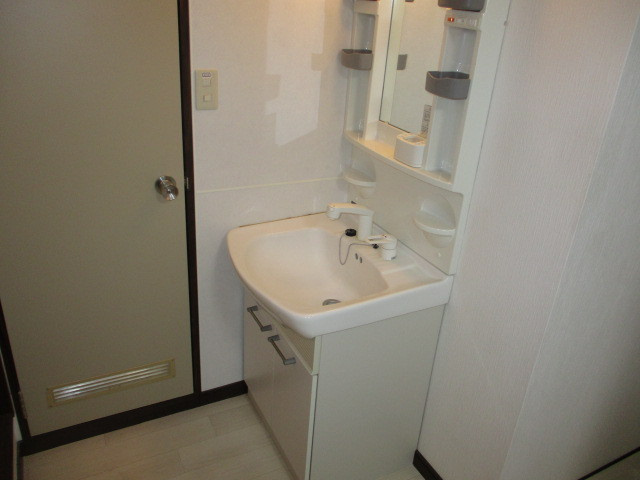 アーバン西大和6号の洗面所