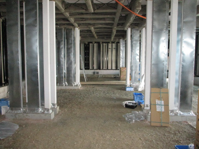 香芝市狐井の店舗事務所の内装