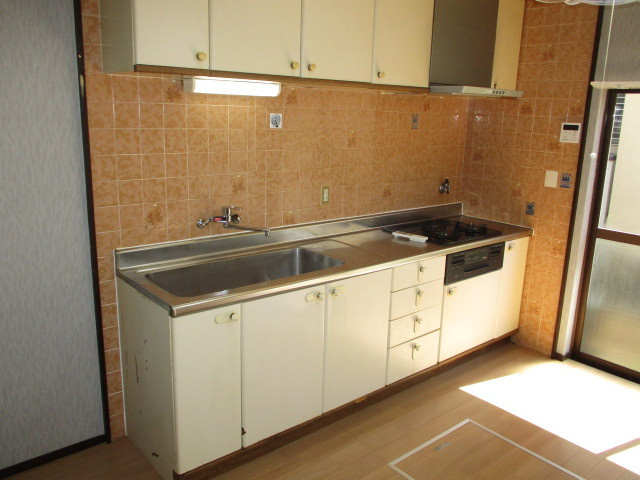 三室2戸建のキッチン